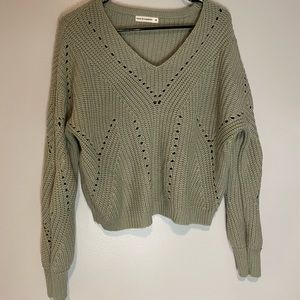 Moon & Madison green cropped sweater